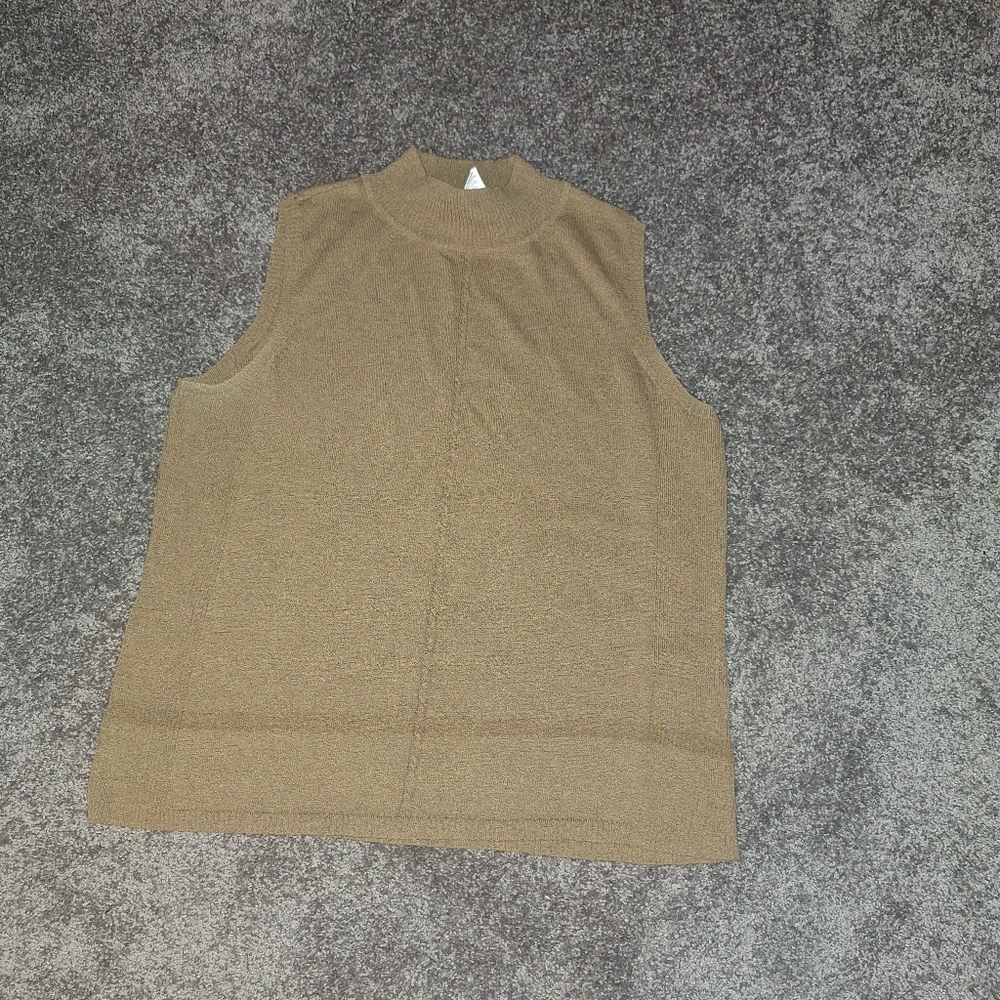 Women's Tan Sleeveless Sweater**